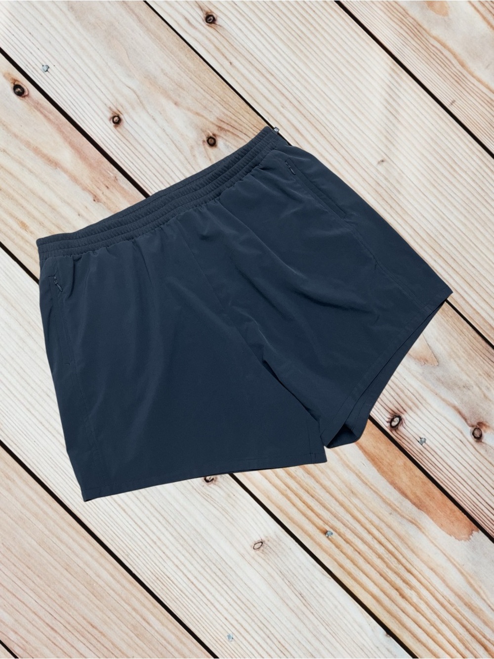 Marika XXL black zipper pocket unlined shorts